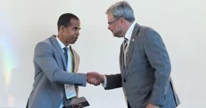 Águas de Ponta Preta ha sido reconocida con el 𝗣𝗿𝗲𝗺𝗶𝗼 𝗔𝗟𝗘𝗥 𝟭𝟬 𝗔ñ𝗼𝘀, un galardón que destaca nuestra labor en el impulso de la transición energética.
